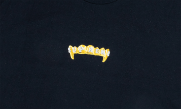 Fronts Tee 