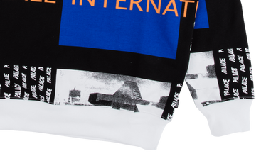Internationale Collage Crewneck 
