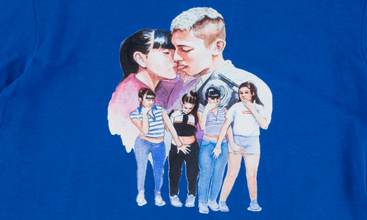 Kiss Tee