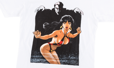 Vampirella Tee 