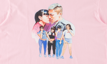 Kiss Tee
