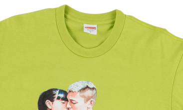 Kiss Tee