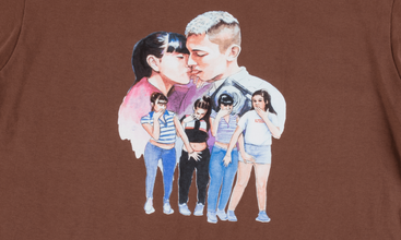Kiss Tee
