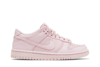 NIKE DUNK LOW SE ‘PRISM PINK’