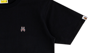 Shark One Point Tee
