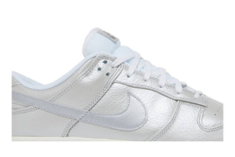 NIKE DUNK LOW ‘METALLIC SILVER’