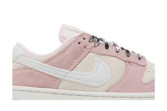 NIKE DUNK LOW ‘PINK FOAM’