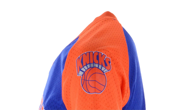Final Seconds Mesh V-Neck 